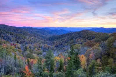 sunrise in the smoky mountains