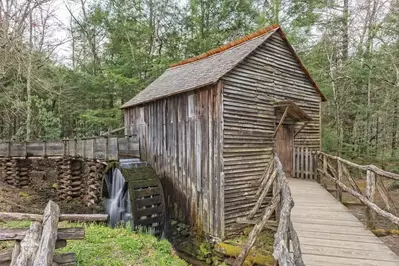 operating grist mill in Cades Cove 